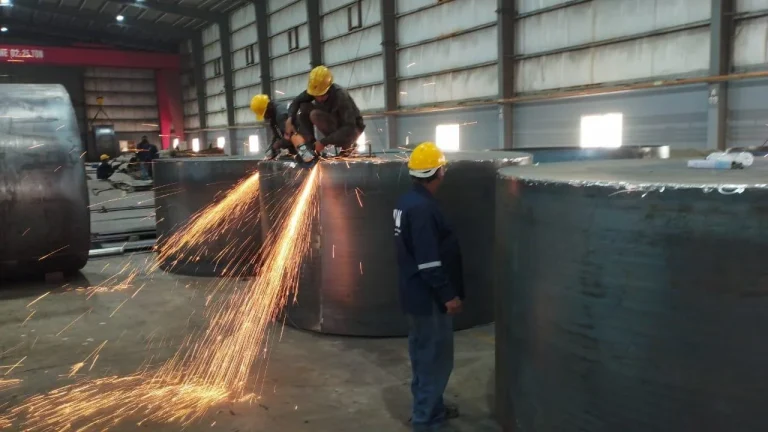 imgi_4_Fabrication-Supply-of-UGFST-Underground-Fuel-Tanks-for-PSO-Pakistan-State-Oil-from-IIW-PORT-QASIM-WORKSHOP_proj_95_780